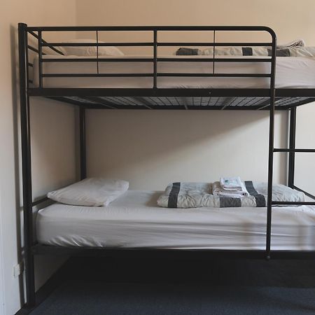 Manly Bunkhouse Hostel Сидни Екстериор снимка
