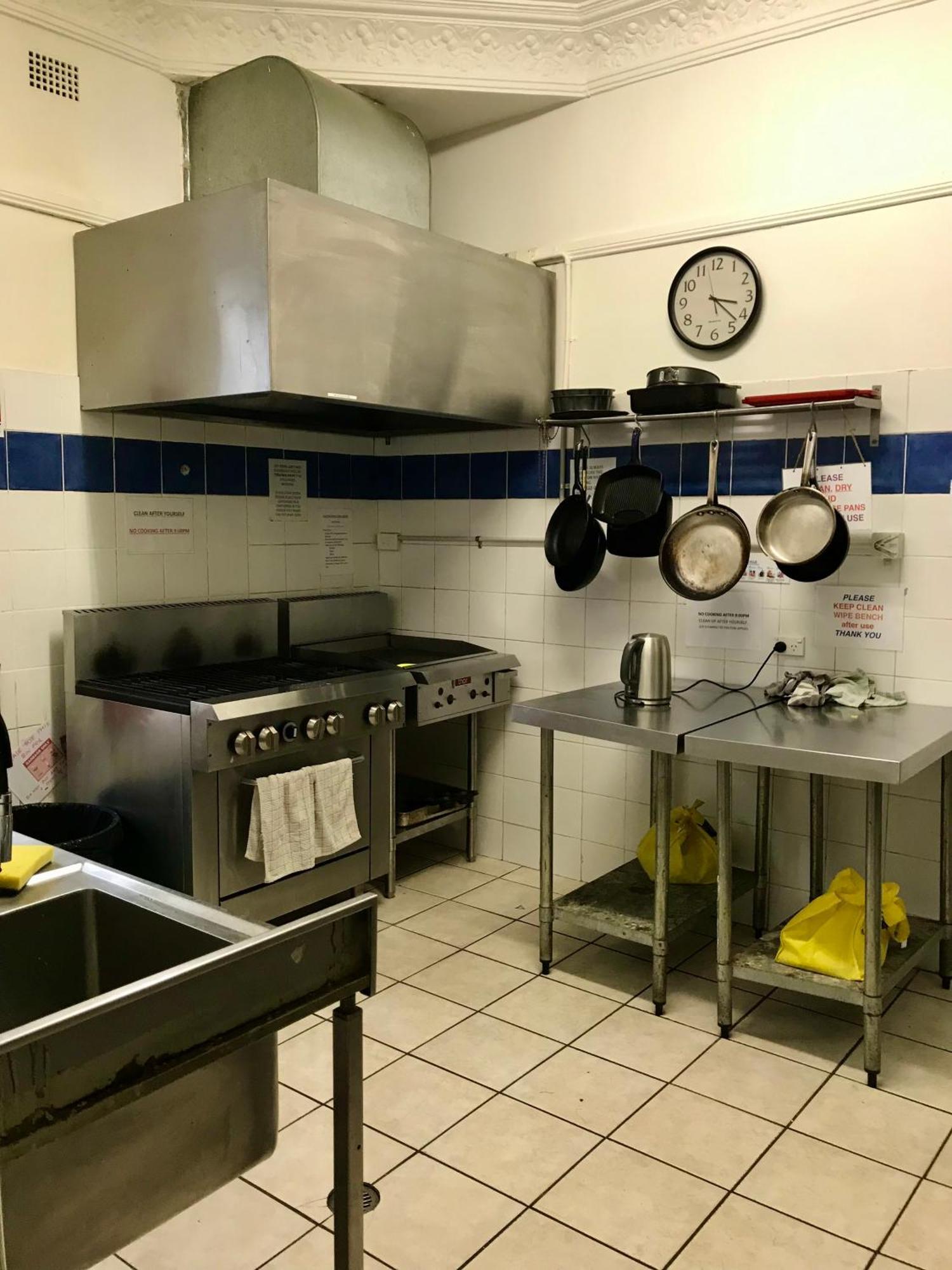 Manly Bunkhouse Hostel Сидни Екстериор снимка