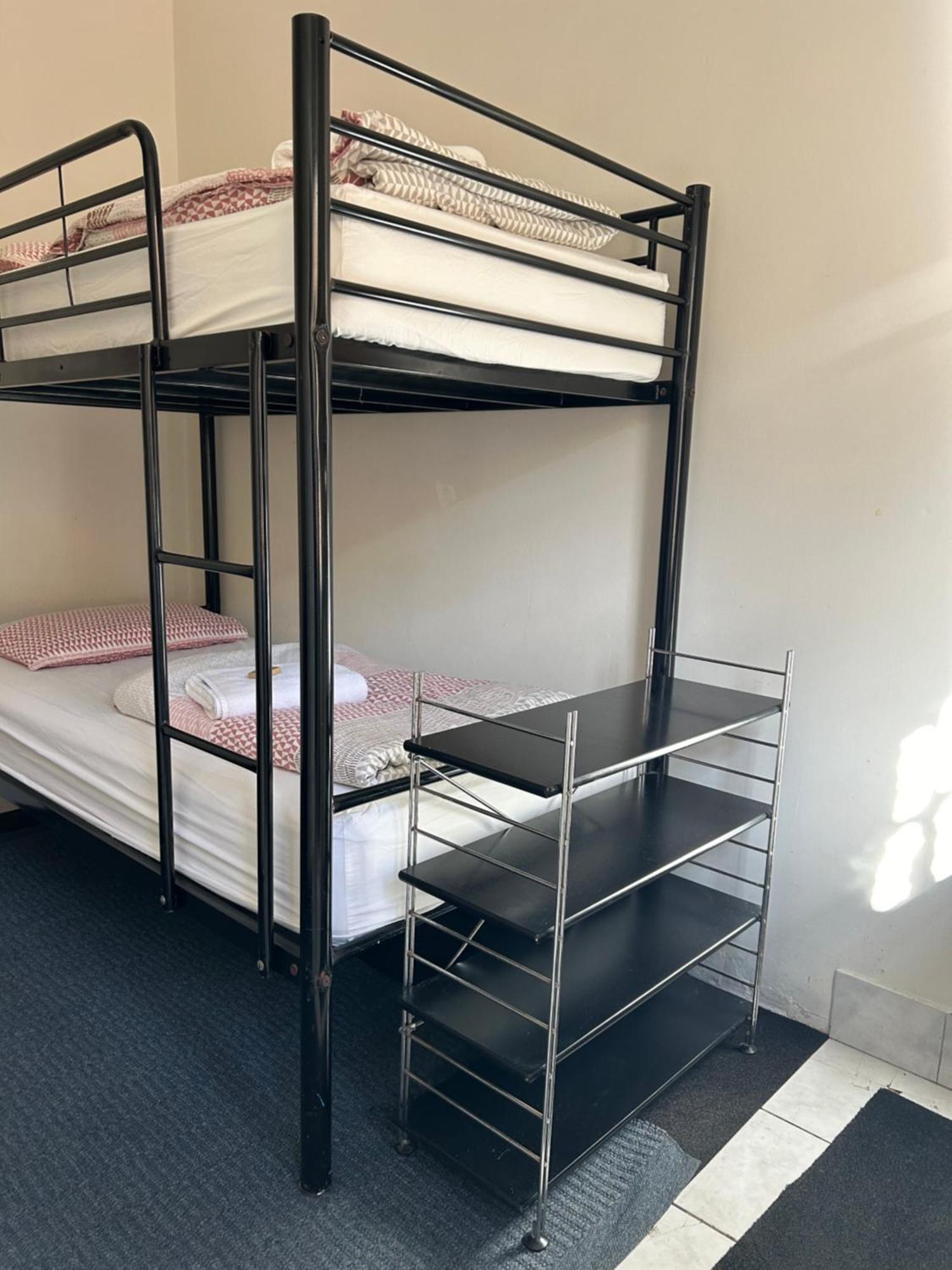 Manly Bunkhouse Hostel Сидни Екстериор снимка