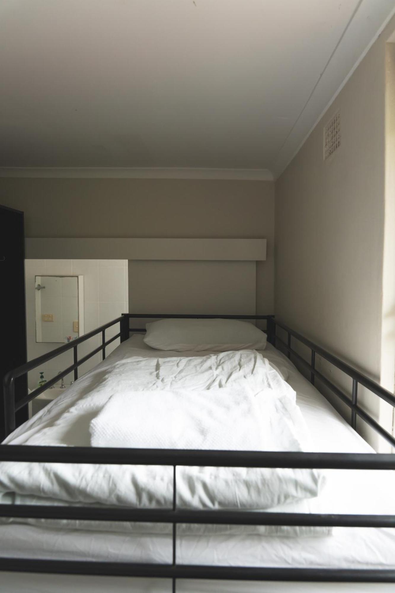 Manly Bunkhouse Hostel Сидни Екстериор снимка