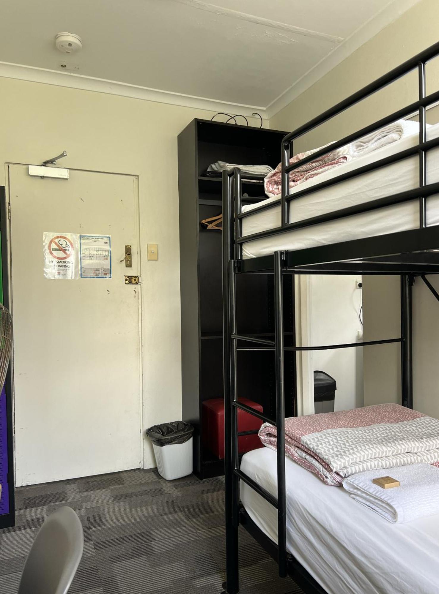 Manly Bunkhouse Hostel Сидни Екстериор снимка